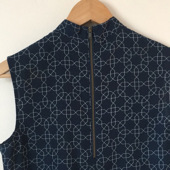 🌼 3/$20 Joe Fresh | Sleeveless Blouse - Picture 4 of 4